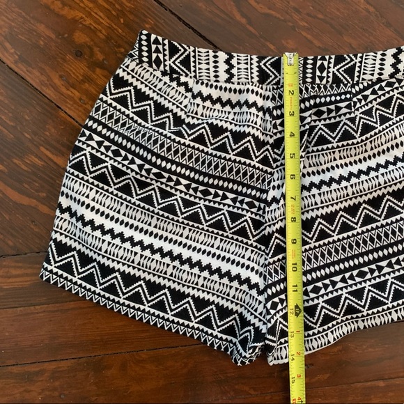 Hold 3 Size 7 black white skort skirt short Aztec casual summer vacation women - Picture 4 of 7